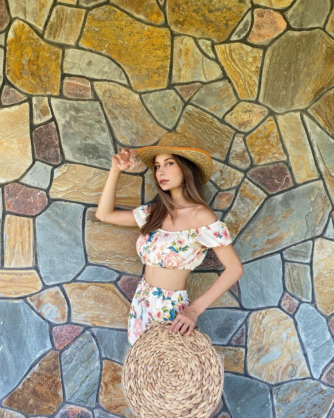 Sırt Detaylı Takım - Görsel 5