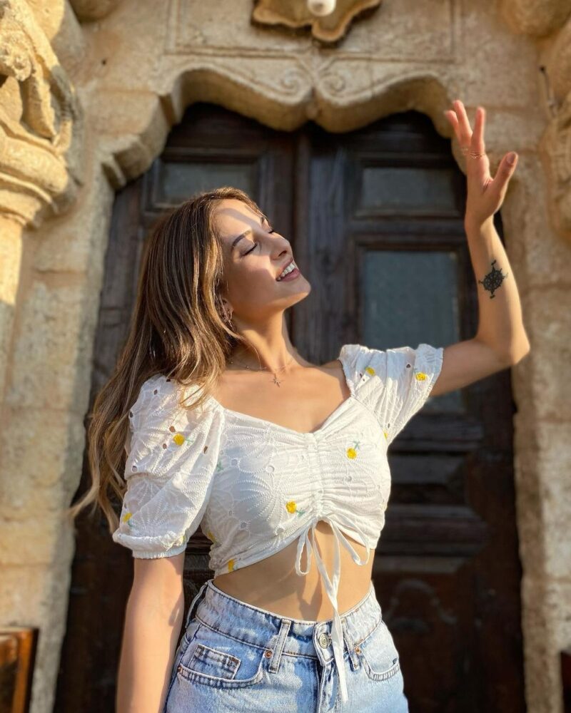 Büzgülü Güpürlü Crop - Görsel 6