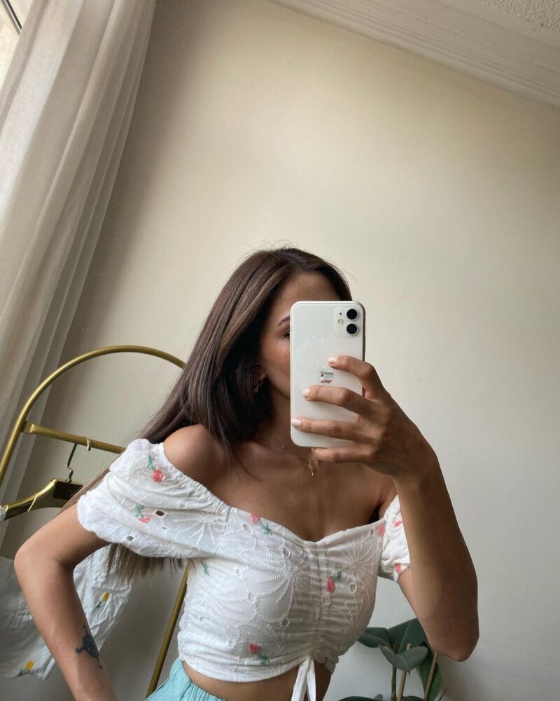 Pembe Büzgülü Güpürlü Crop - Görsel 3